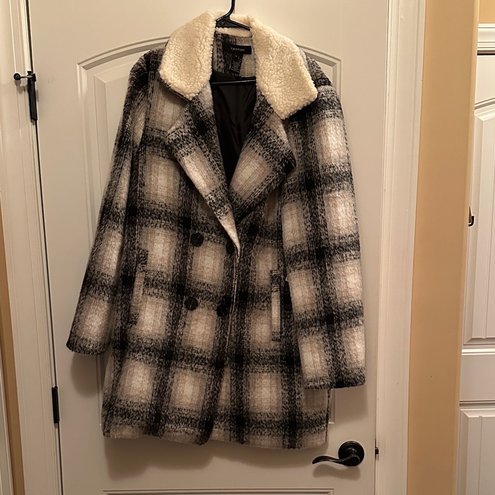 Karen Kane Black and Cream Checkered Teddy Jacket
